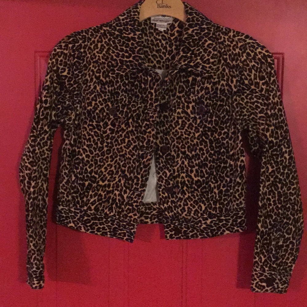 Women’s animal print jacket.